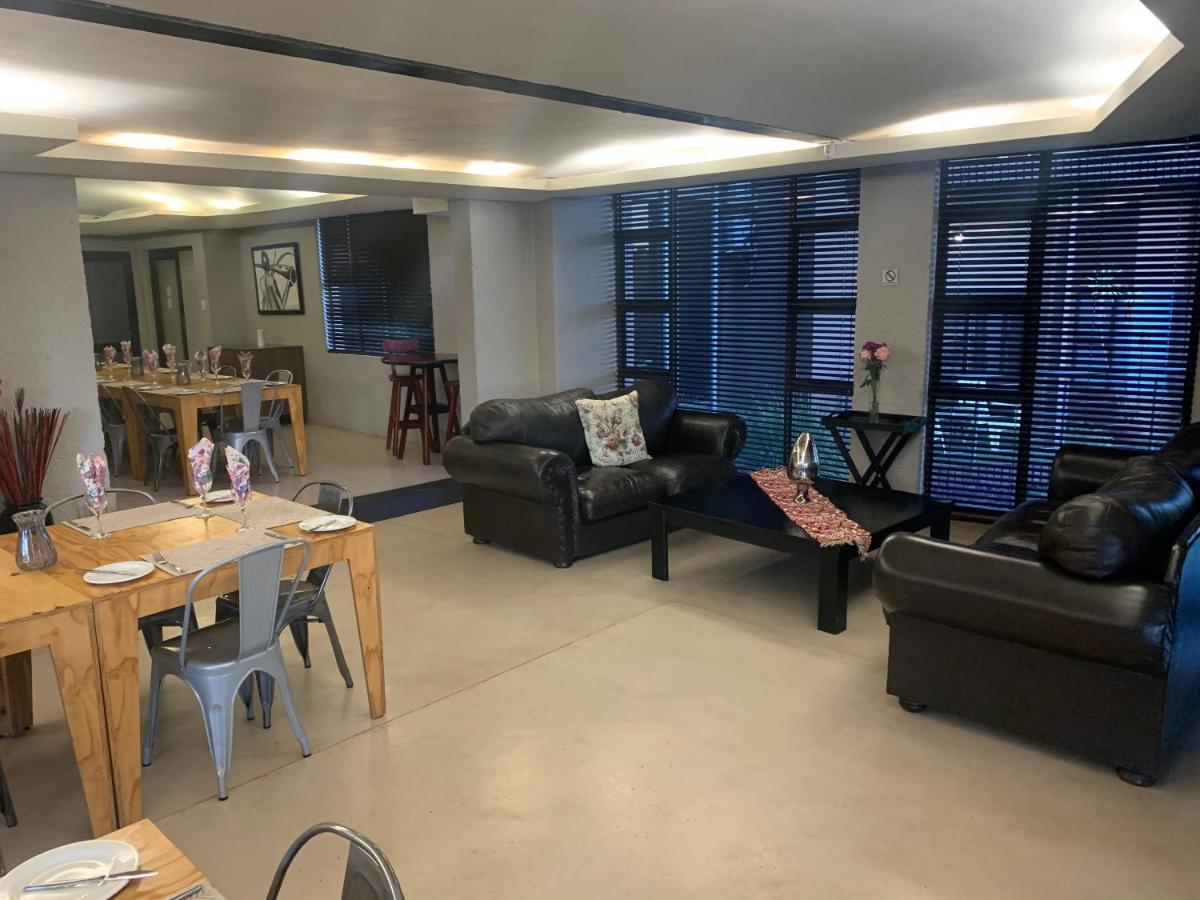 Elrido Guest Lodge Bloemfontein Extérieur photo